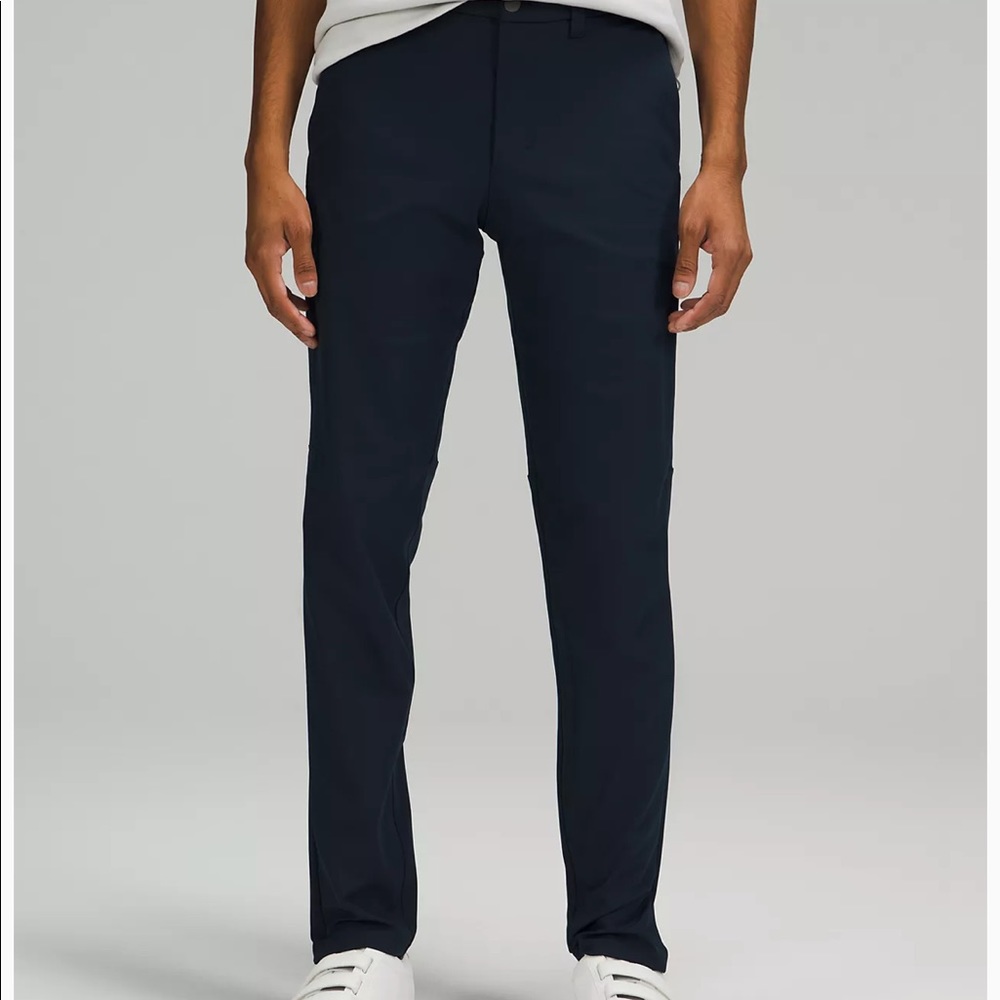 Lulu Lemon Commission Slim-Fit Pant
Warpstreme - Size 30 x 30 - True Navy